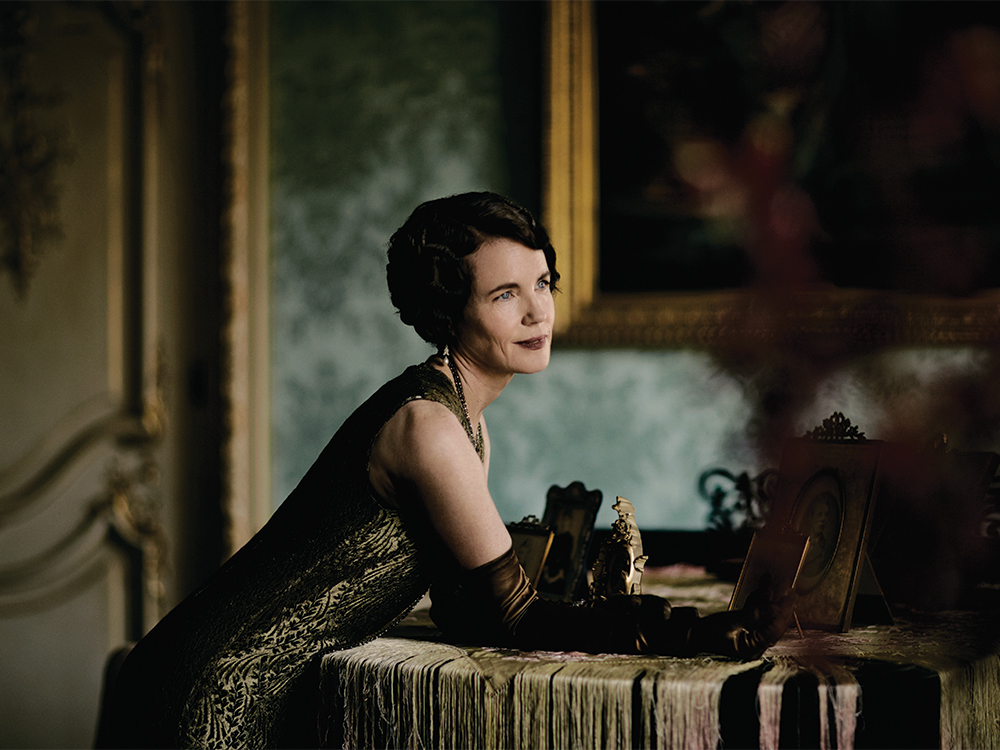 “Cora’s finding herself as an independent woman,” says Elizabeth McGovern. “She’s becoming more forthright and pursuing her own interests with more confidence.”